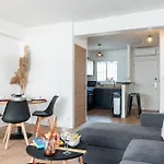 דירה 2 Bedrooms Center, Balcony - Happy *