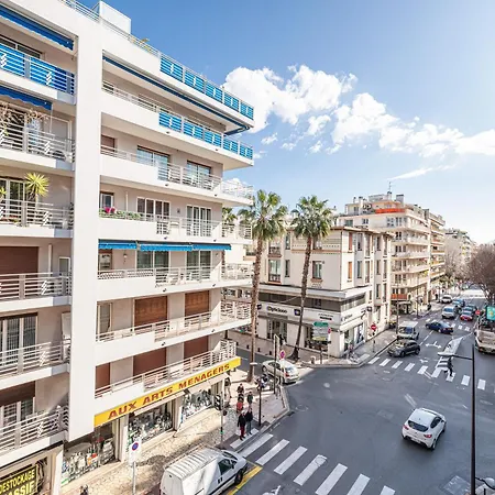 2 Bedrooms Center, Balcony - Happy Appartamento Antibes